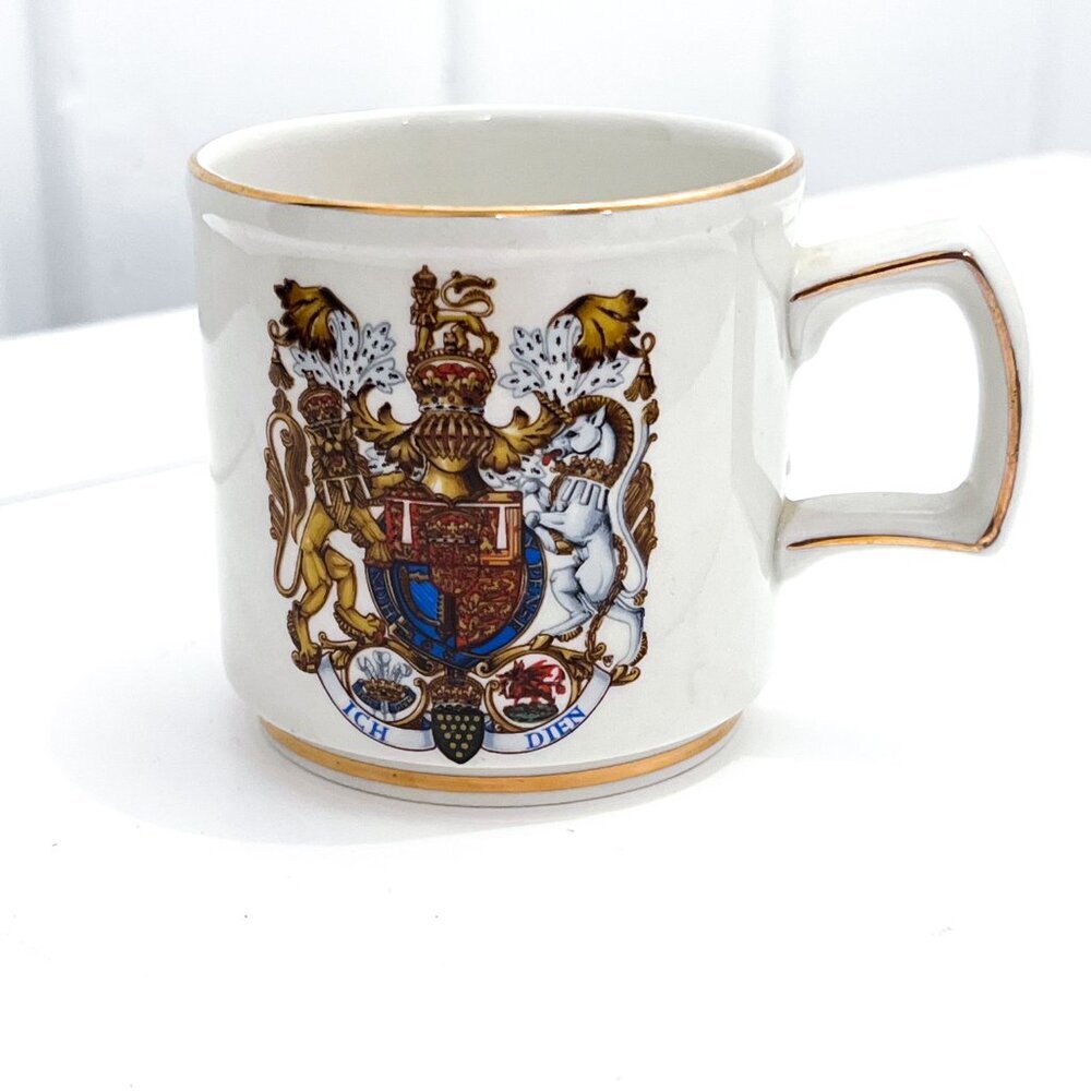 Prince Charles and Lady Diana Spencer 1981 ROYAL WEDDING Commemorative MUG